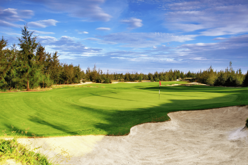 Sân golf Greg Norman Việt Nam