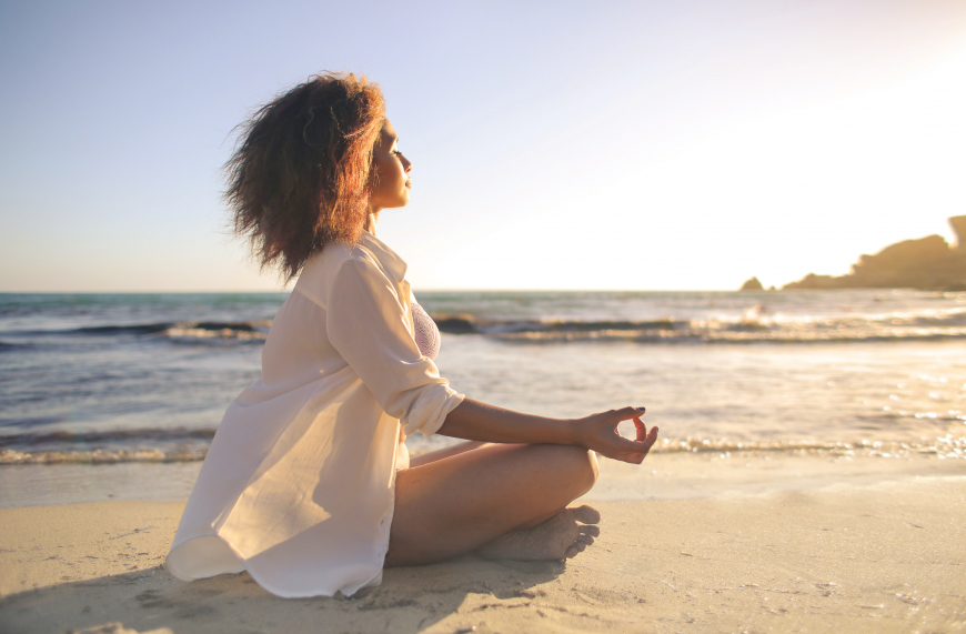 yoga bãi biển ở phú quốc