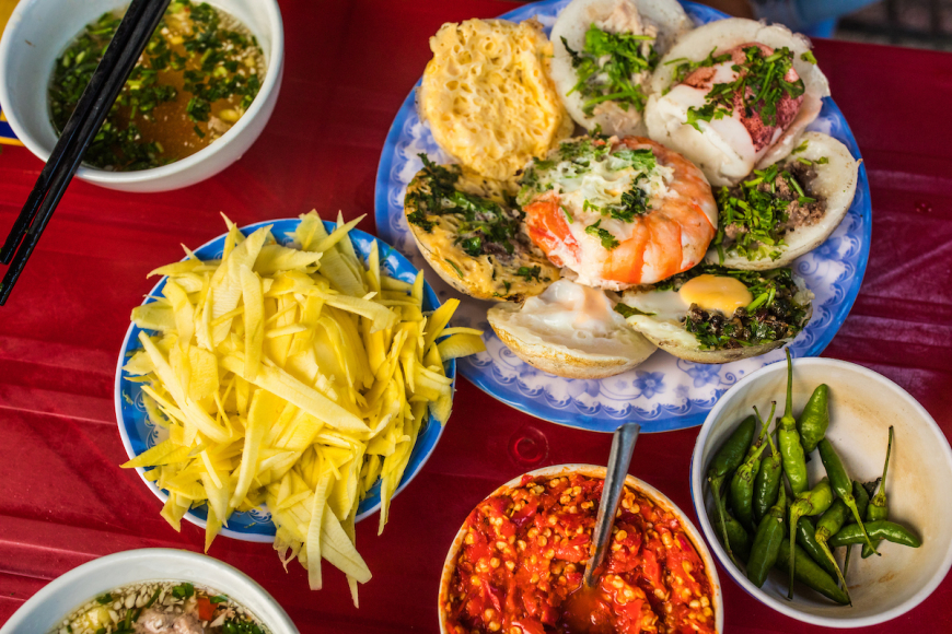 bánh căn nha trang