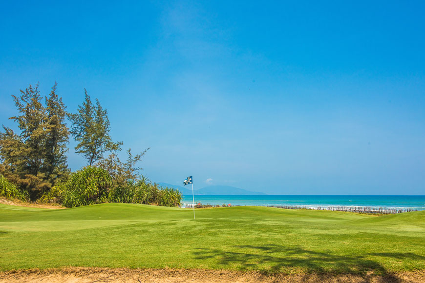 du lịch Việt Nam cùng greg norman
