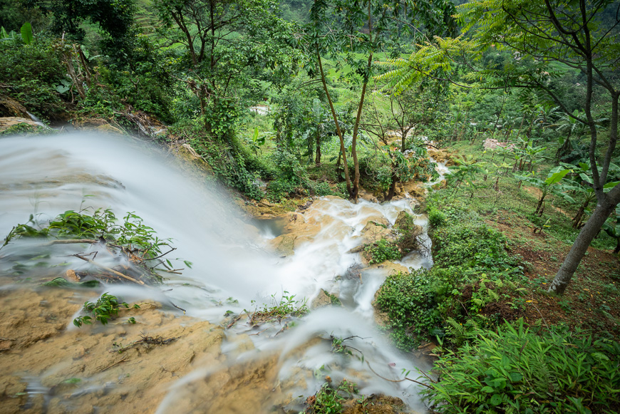 ទឹកធ្លាក់ថាក់ហៀវ ពូលួង