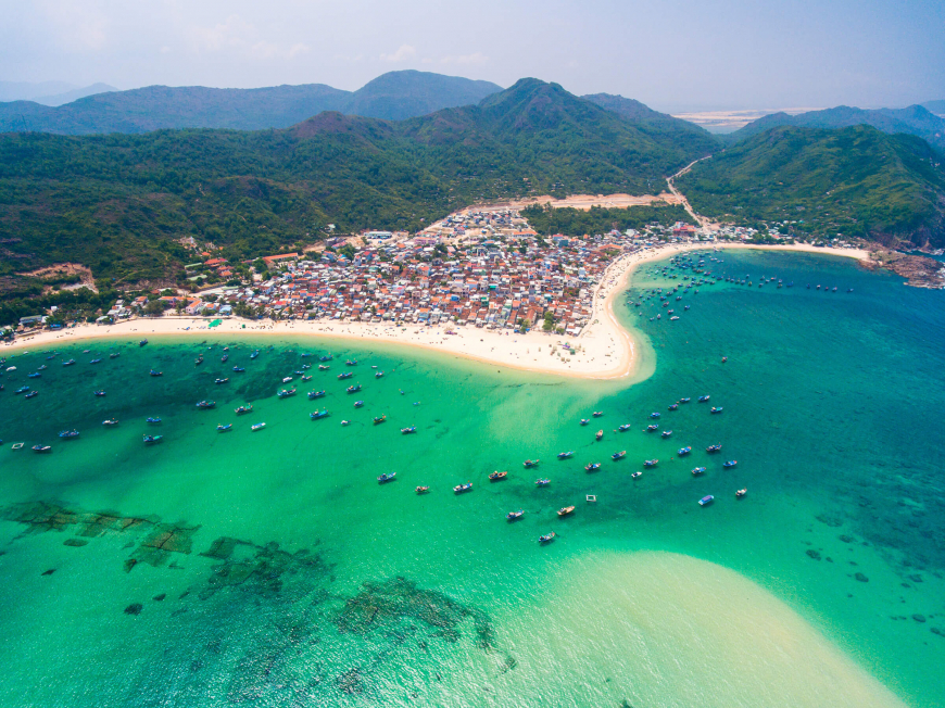 Bãi biển Quy Nhơn - Du lịch Bình Định