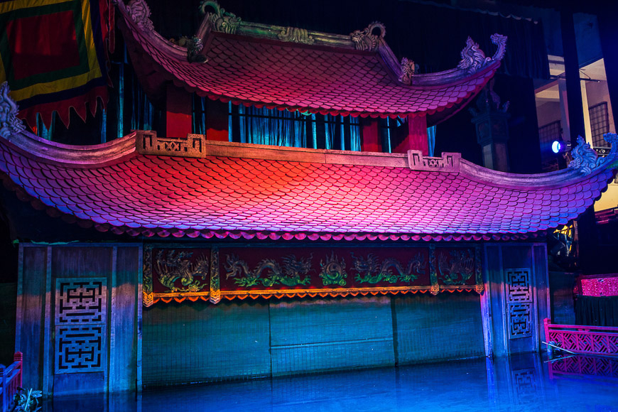 sân khấu múa rối nước
